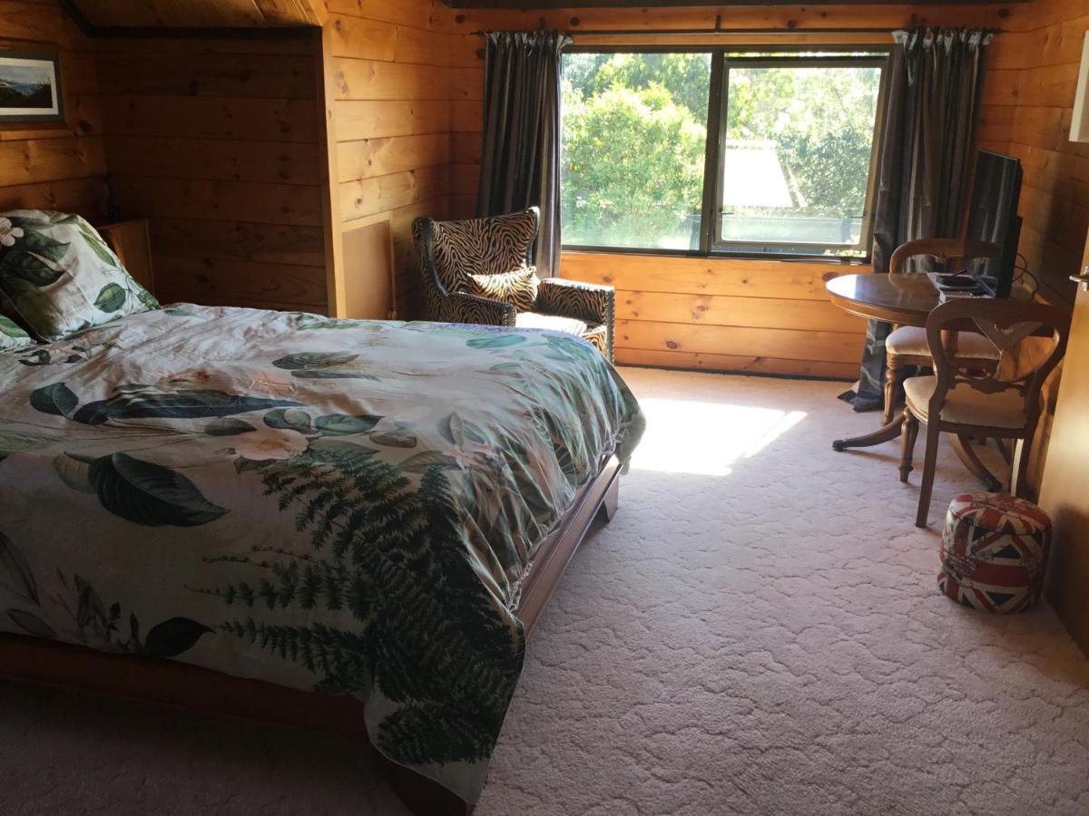 Norfolk Gardens Bed And Breakfast Te Kopuru Extérieur photo